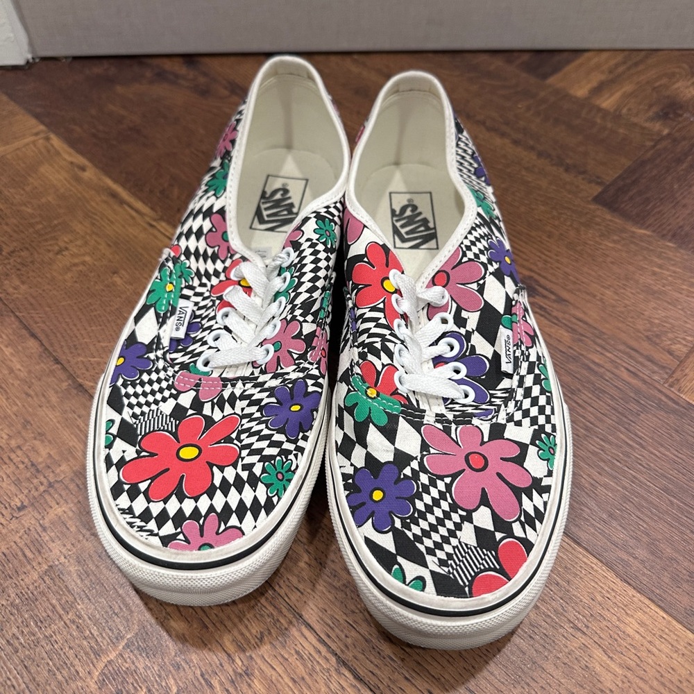 VANS SHOES
